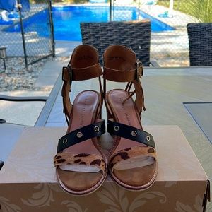 Chinese Laundry Super stunning sandals!